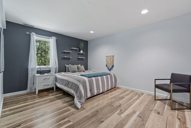 7 Birch Hill Road, Pepperell, MA 01463