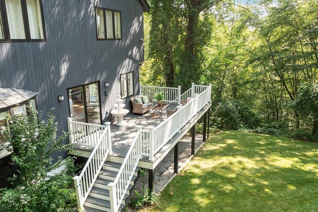 7 Birch Hill Road, Pepperell, MA 01463