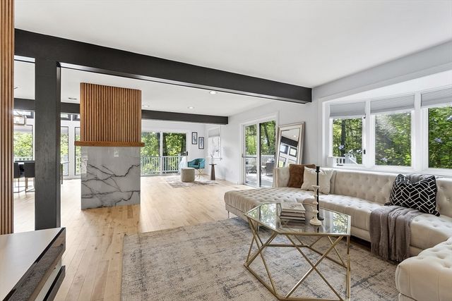 7 Birch Hill Road, Pepperell, MA 01463