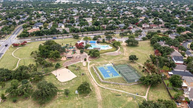 8602 Bobcat DR, Round Rock, TX 78681