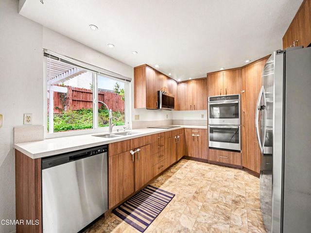 612 Azalea Street, Thousand Oaks, CA 91360