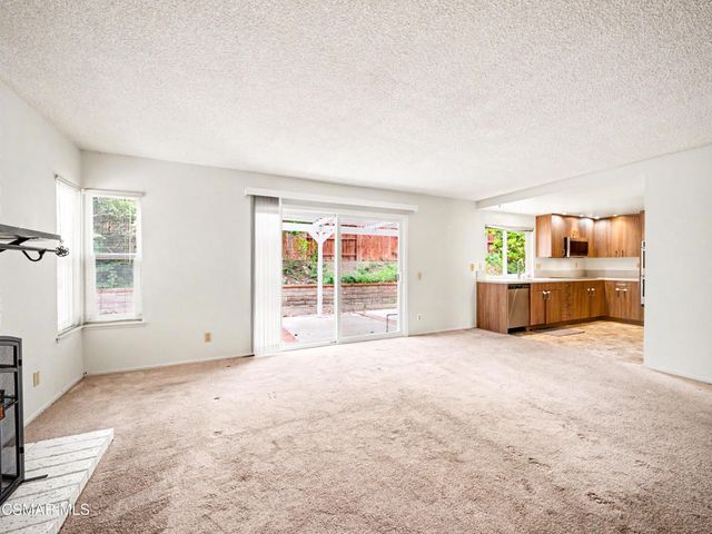 612 Azalea Street, Thousand Oaks, CA 91360