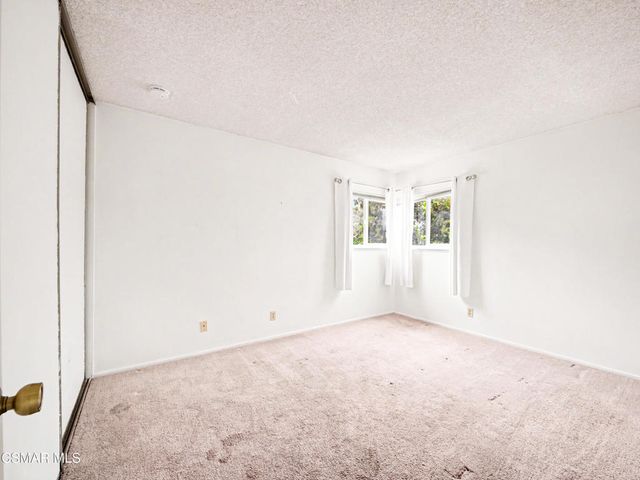 612 Azalea Street, Thousand Oaks, CA 91360