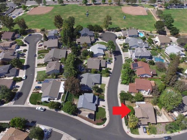 612 Azalea Street, Thousand Oaks, CA 91360