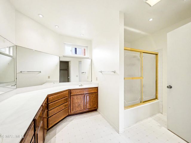 612 Azalea Street, Thousand Oaks, CA 91360