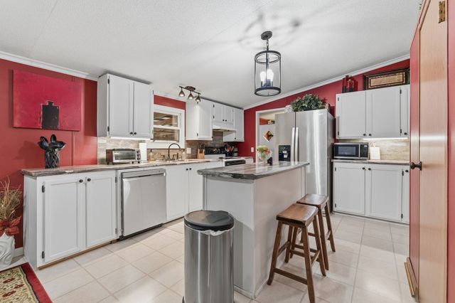 14656 Highway 438, W, Linden, TN 37096