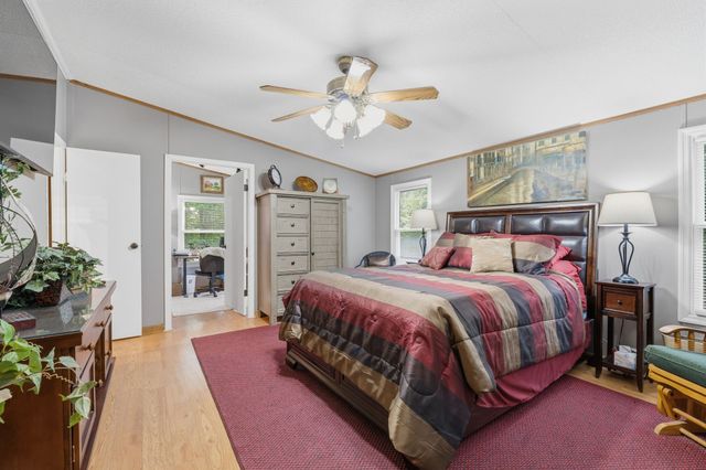 14656 Highway 438, W, Linden, TN 37096