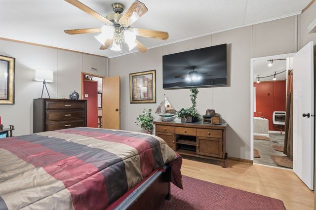 14656 Highway 438, W, Linden, TN 37096