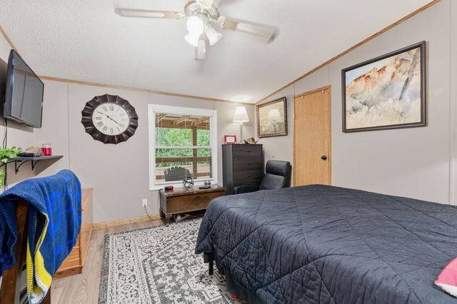 14656 Highway 438, W, Linden, TN 37096