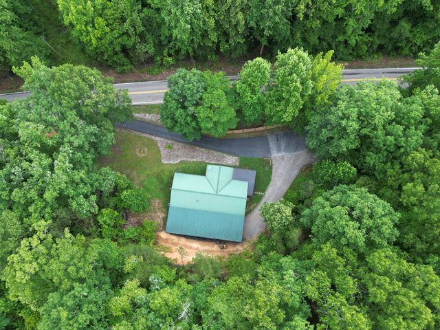 14656 Highway 438, W, Linden, TN 37096