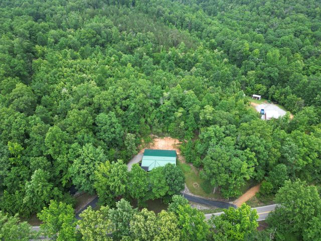14656 Highway 438, W, Linden, TN 37096