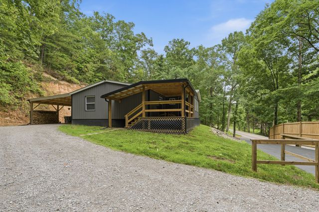 14656 Highway 438, W, Linden, TN 37096