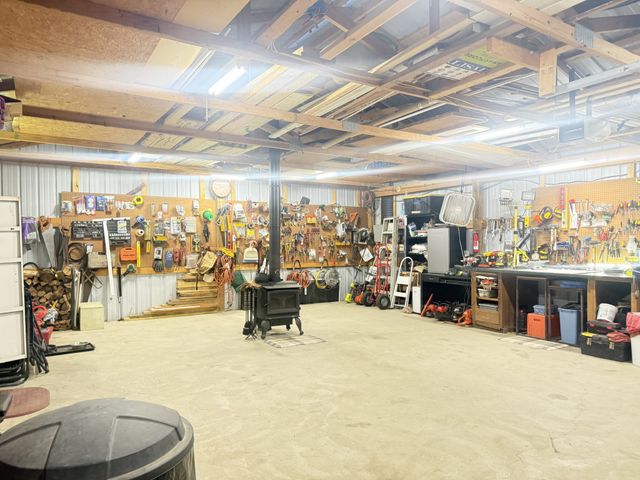 14656 Highway 438, W, Linden, TN 37096