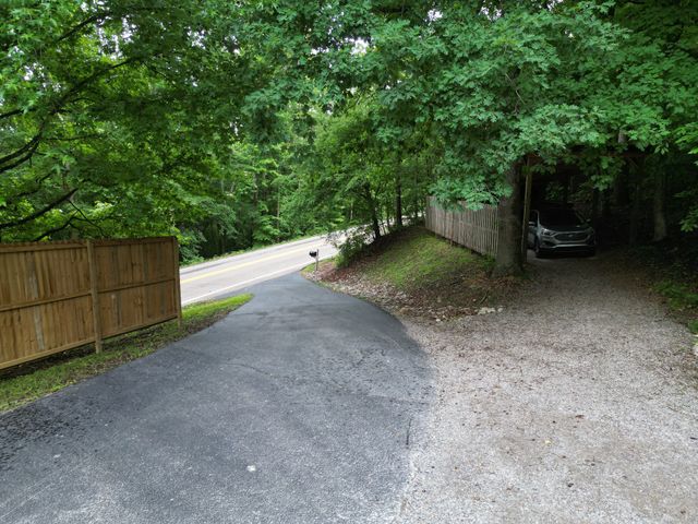 14656 Highway 438, W, Linden, TN 37096