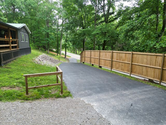 14656 Highway 438, W, Linden, TN 37096