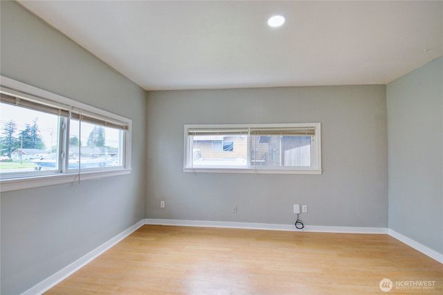 1232 S 18th Street, Mount Vernon, WA 98274