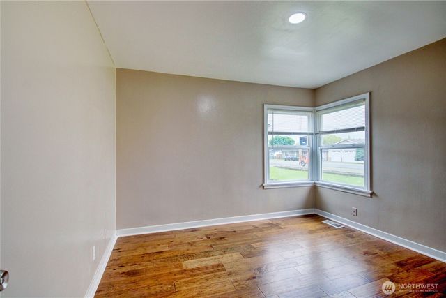 1232 S 18th Street, Mount Vernon, WA 98274