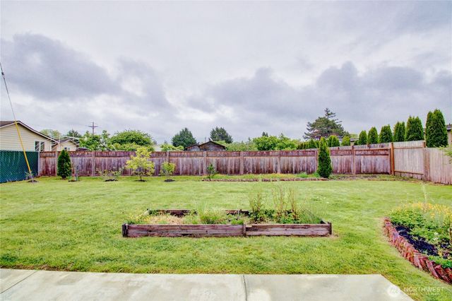 1232 S 18th Street, Mount Vernon, WA 98274