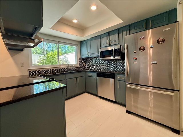 7344 Cardigan Circle, Atlanta, GA 30328