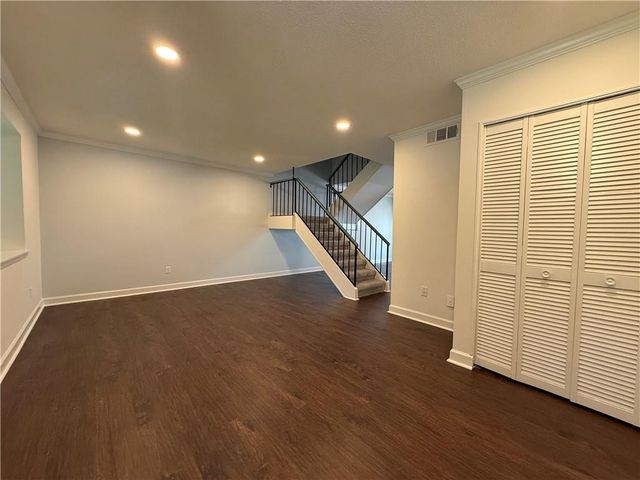 7344 Cardigan Circle, Atlanta, GA 30328