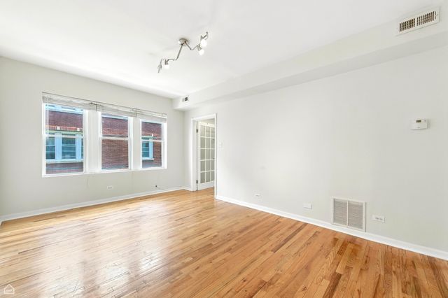 1301 E 71st Place 3S, Chicago, IL 60619