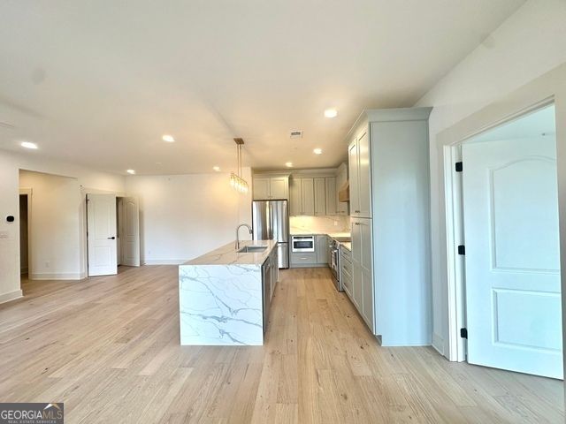 1050 Blair Ln 303, Peachtree City, GA 30269