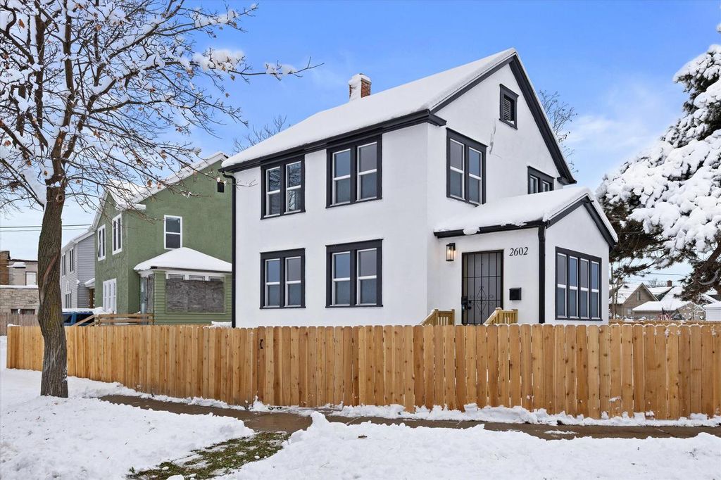 2602 W Port Sunlight Way AVENUE, Milwaukee, WI 53209