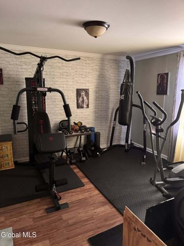 34 Leonard Street, Mechanicville, NY 12118