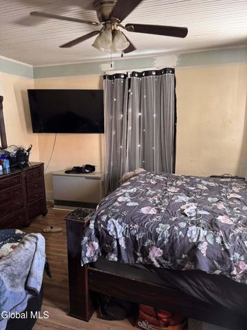 34 Leonard Street, Mechanicville, NY 12118