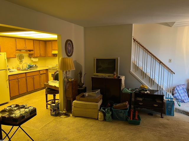 8679 Kennedy Circle 3, Warren, MI 48093