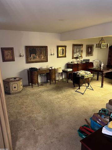 8679 Kennedy Circle 3, Warren, MI 48093