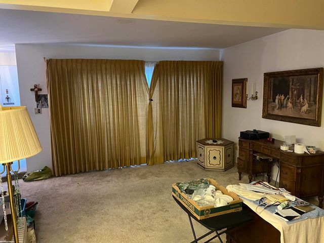 8679 Kennedy Circle 3, Warren, MI 48093