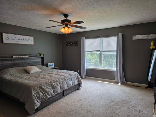 575 MESA Drive, Russiaville, IN 46979