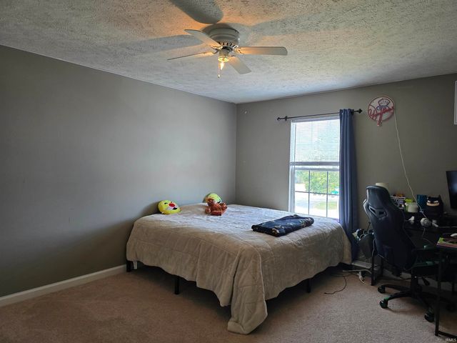 575 MESA Drive, Russiaville, IN 46979