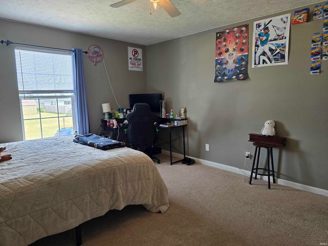 575 MESA Drive, Russiaville, IN 46979