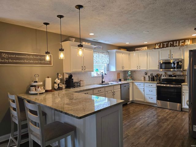 575 MESA Drive, Russiaville, IN 46979