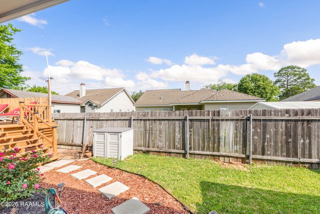 107 Village Green Drive, Youngsville, LA 70592