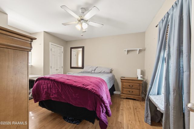 107 Village Green Drive, Youngsville, LA 70592