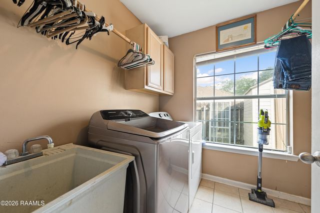 107 Village Green Drive, Youngsville, LA 70592