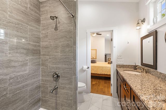82 Summit Circle, Hendersonville, NC 28739