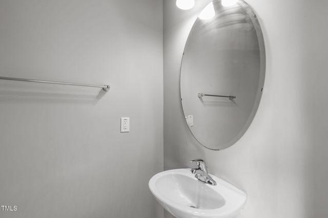 1014 Summerhouse Road, Cary, NC 27519