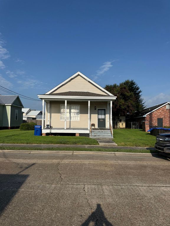 820 Saint Philip Street, Thibodaux, LA 70301
