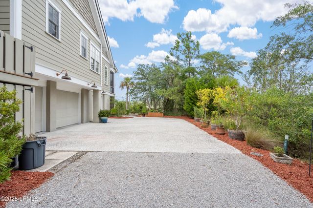 10 Woodstork Landing, Okatie, SC 29909