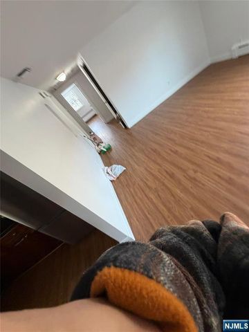 75 Park Avenue Floor 2, Lodi, NJ 07644