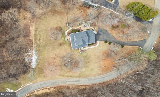 5755 HUNTON WOOD DR, Broad Run, VA 20137