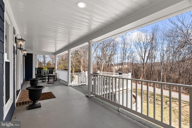 5755 HUNTON WOOD DR, Broad Run, VA 20137