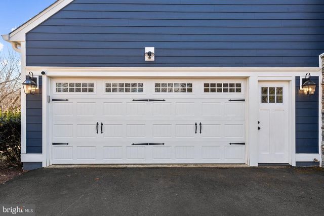 5755 HUNTON WOOD DR, Broad Run, VA 20137