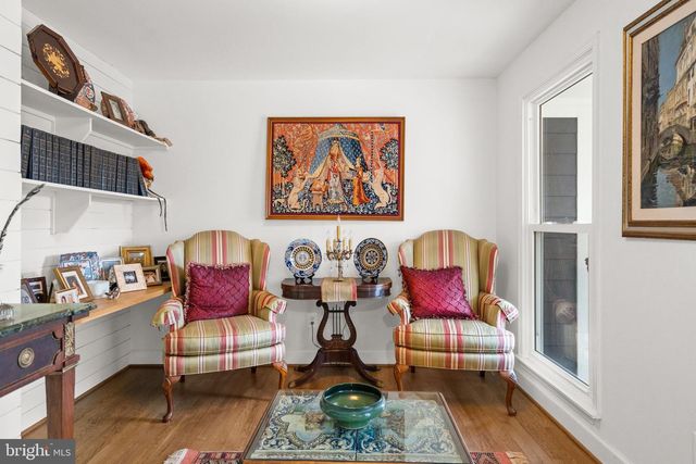 5755 HUNTON WOOD DR, Broad Run, VA 20137