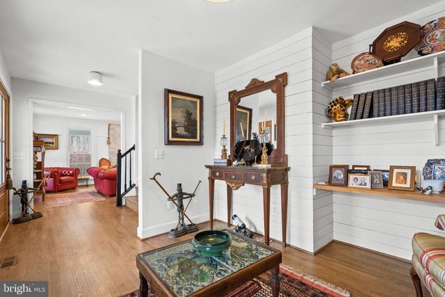 5755 HUNTON WOOD DR, Broad Run, VA 20137