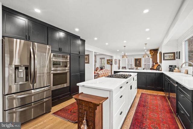 5755 HUNTON WOOD DR, Broad Run, VA 20137